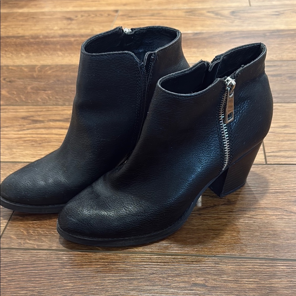 Express Black Ankle Boots